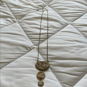 Source Unknown Gold Triple Pendant Necklace